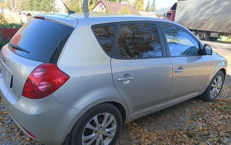 KIA cee'd I рестайлинг, 2009 год, 665 000 рублей, 3 фотография