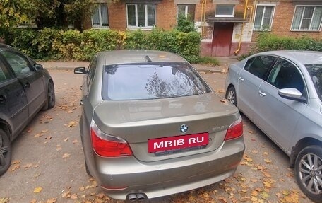 BMW 5 серия, 2004 год, 1 200 000 рублей, 3 фотография