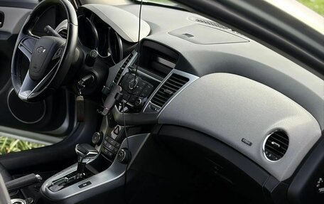 Chevrolet Cruze II, 2012 год, 700 000 рублей, 19 фотография