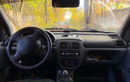 Renault Clio III, 2000 год, 120 000 рублей, 9 фотография
