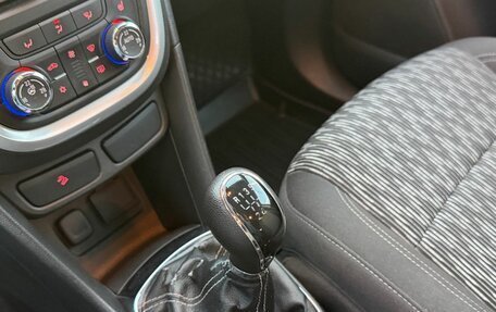 Opel Mokka I, 2013 год, 1 050 000 рублей, 17 фотография