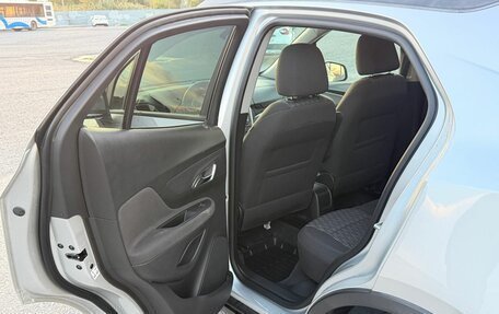 Opel Mokka I, 2013 год, 1 050 000 рублей, 28 фотография