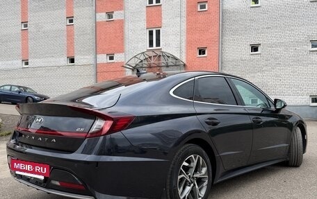 Hyundai Sonata VIII, 2022 год, 2 590 000 рублей, 4 фотография