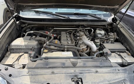 Toyota Land Cruiser Prado 150 рестайлинг 2, 2011 год, 2 600 000 рублей, 7 фотография
