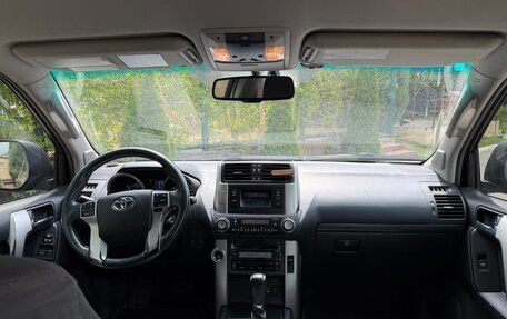 Toyota Land Cruiser Prado 150 рестайлинг 2, 2011 год, 2 600 000 рублей, 6 фотография