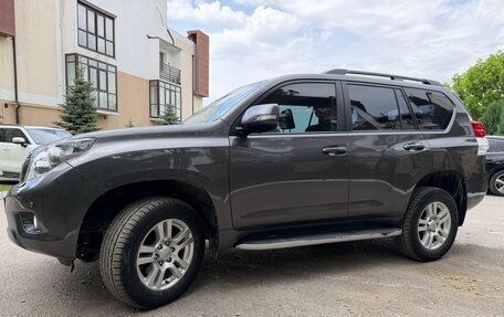 Toyota Land Cruiser Prado 150 рестайлинг 2, 2011 год, 2 600 000 рублей, 4 фотография