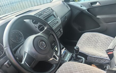 Volkswagen Tiguan I, 2011 год, 730 000 рублей, 17 фотография