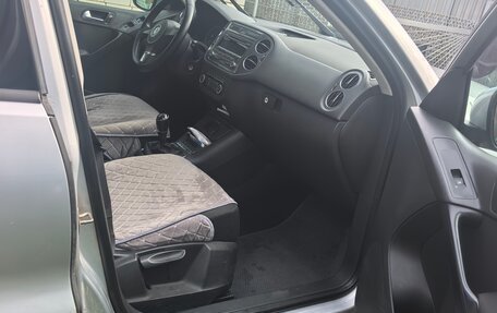 Volkswagen Tiguan I, 2011 год, 730 000 рублей, 9 фотография