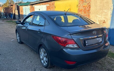 Hyundai Solaris II рестайлинг, 2012 год, 665 000 рублей, 2 фотография