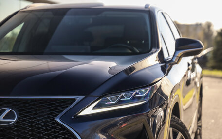 Lexus RX IV рестайлинг, 2020 год, 3 789 000 рублей, 2 фотография