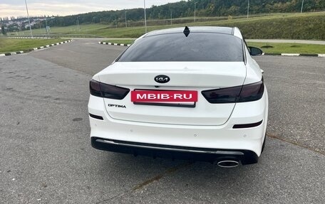 KIA Optima IV, 2018 год, 1 560 000 рублей, 2 фотография