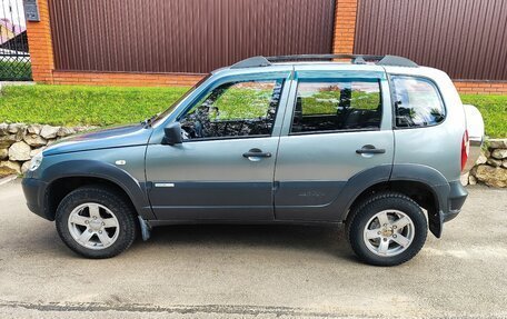 Chevrolet Niva I рестайлинг, 2012 год, 545 000 рублей, 5 фотография