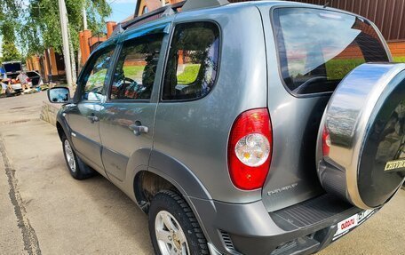 Chevrolet Niva I рестайлинг, 2012 год, 545 000 рублей, 2 фотография