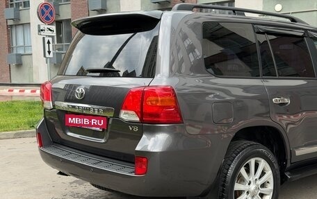 Toyota Land Cruiser 200, 2012 год, 2 850 000 рублей, 5 фотография