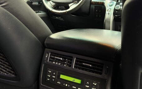 Toyota Land Cruiser 200, 2012 год, 2 850 000 рублей, 18 фотография