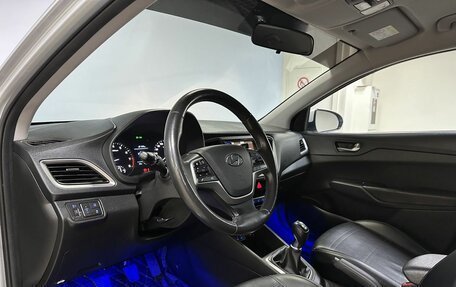 Hyundai Solaris II рестайлинг, 2018 год, 1 299 000 рублей, 15 фотография