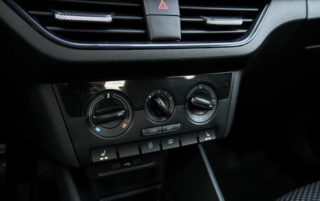 Volkswagen Polo VI (EU Market), 2021 год, 1 678 000 рублей, 10 фотография