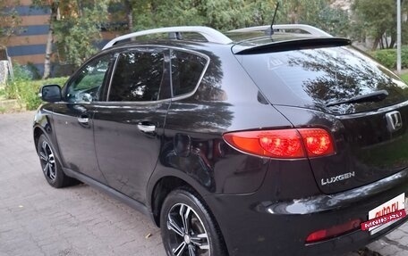 Luxgen Luxgen7 SUV, 2014 год, 900 000 рублей, 18 фотография