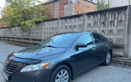 Toyota Camry, 2006 год, 850 000 рублей, 2 фотография