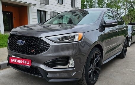 Ford Edge II рестайлинг, 2019 год, 2 400 000 рублей, 3 фотография