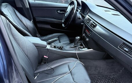 BMW 3 серия, 2011 год, 950 000 рублей, 2 фотография