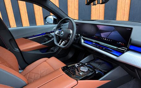 BMW 5 серия, 2025 год, 8 450 000 рублей, 8 фотография