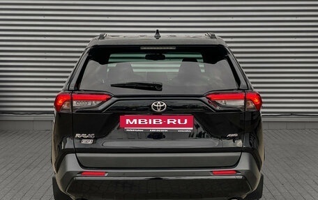Toyota RAV4, 2022 год, 3 550 000 рублей, 7 фотография