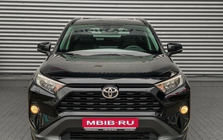 Toyota RAV4, 2022 год, 3 550 000 рублей, 2 фотография