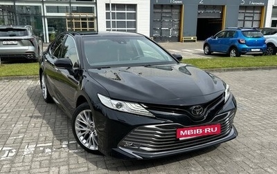 Toyota Camry, 2019 год, 2 230 000 рублей, 1 фотография