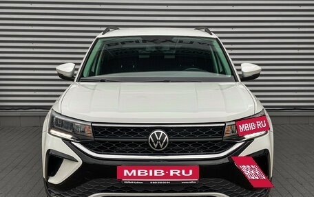 Volkswagen Taos, 2021 год, 2 850 000 рублей, 2 фотография
