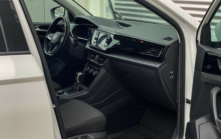 Volkswagen Taos, 2021 год, 2 850 000 рублей, 10 фотография
