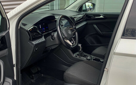 Volkswagen Taos, 2021 год, 2 850 000 рублей, 15 фотография