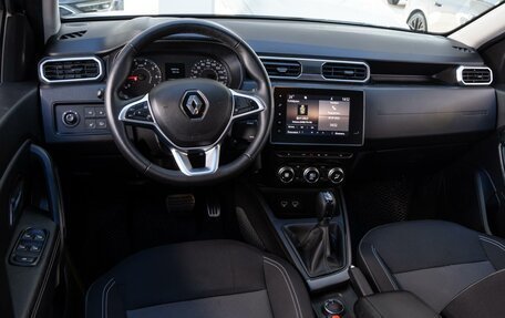 Renault Duster, 2022 год, 1 699 000 рублей, 6 фотография