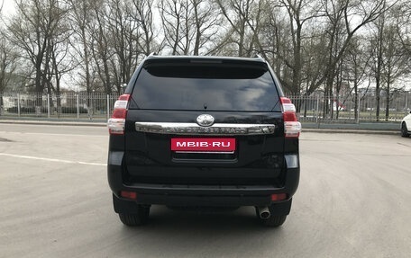 Toyota Land Cruiser Prado 150 рестайлинг 2, 2016 год, 3 000 000 рублей, 3 фотография
