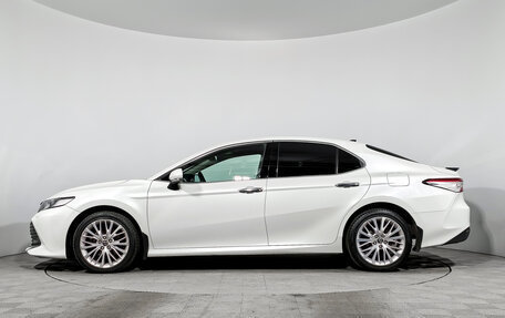 Toyota Camry, 2019 год, 2 390 000 рублей, 8 фотография