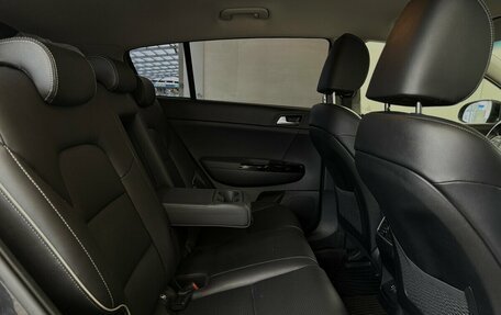 KIA Sportage IV рестайлинг, 2021 год, 2 810 000 рублей, 15 фотография