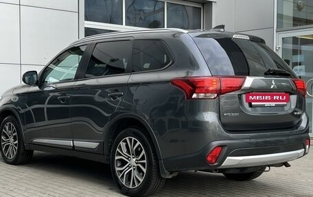 Mitsubishi Outlander III рестайлинг 3, 2018 год, 2 050 000 рублей, 5 фотография