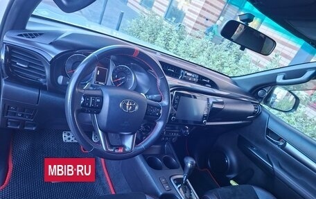 Toyota Hilux VIII, 2022 год, 6 099 000 рублей, 7 фотография