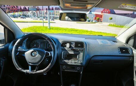Volkswagen Polo VI (EU Market), 2018 год, 750 000 рублей, 13 фотография