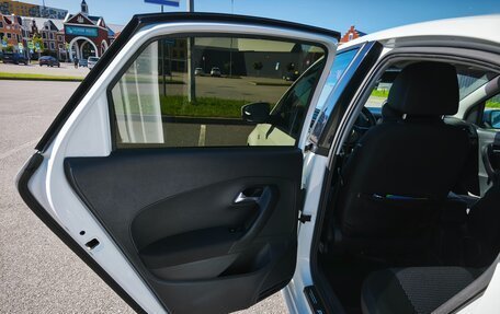 Volkswagen Polo VI (EU Market), 2018 год, 750 000 рублей, 29 фотография