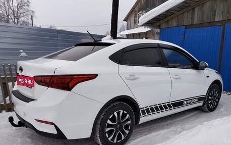Hyundai Solaris II рестайлинг, 2019 год, 1 390 000 рублей, 7 фотография