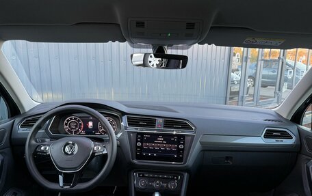 Volkswagen Tiguan II, 2018 год, 2 219 000 рублей, 13 фотография