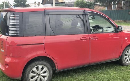 Toyota Sienta I, 2005 год, 550 000 рублей, 4 фотография