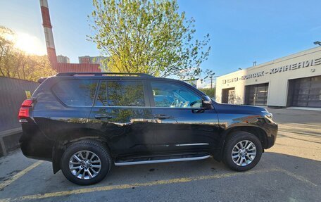 Toyota Land Cruiser Prado 150 рестайлинг 2, 2019 год, 5 950 000 рублей, 3 фотография