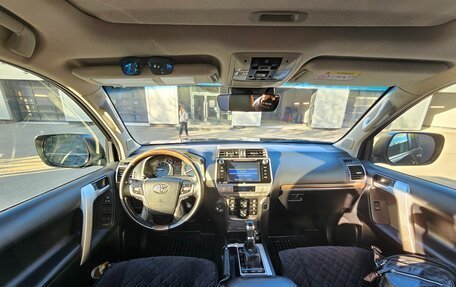 Toyota Land Cruiser Prado 150 рестайлинг 2, 2019 год, 5 950 000 рублей, 8 фотография