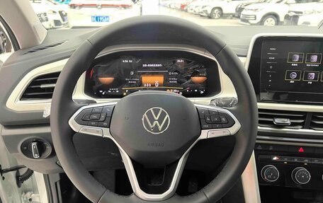 Volkswagen T-Roc I, 2026 год, 1 530 000 рублей, 7 фотография