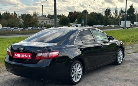 Toyota Camry, 2011 год, 950 000 рублей, 5 фотография