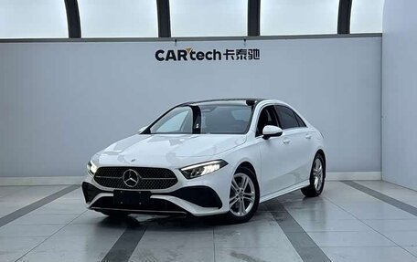 Mercedes-Benz A-Класс, 2023 год, 1 554 000 рублей, 1 фотография
