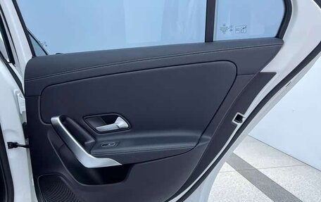 Mercedes-Benz A-Класс, 2023 год, 1 554 000 рублей, 16 фотография