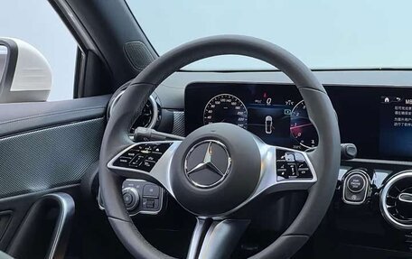 Mercedes-Benz A-Класс, 2023 год, 1 554 000 рублей, 19 фотография